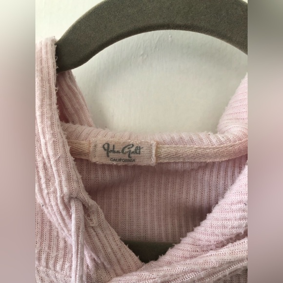 Pink coverup - Picture 3 of 3